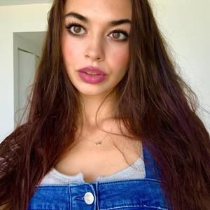 Meet your Posher, Kinga